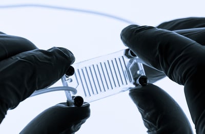 microfluidic-device-in-hands